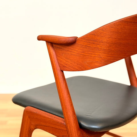 Danish set of 6 dining chairs in teak by Kai Kristiansen