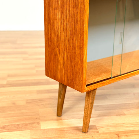 Small bookshelf in oak