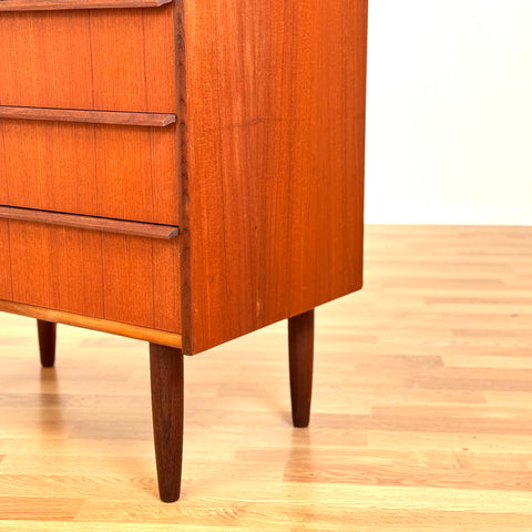 Danish chest of drawers in teak by Hanbjerg Møbelfabrik