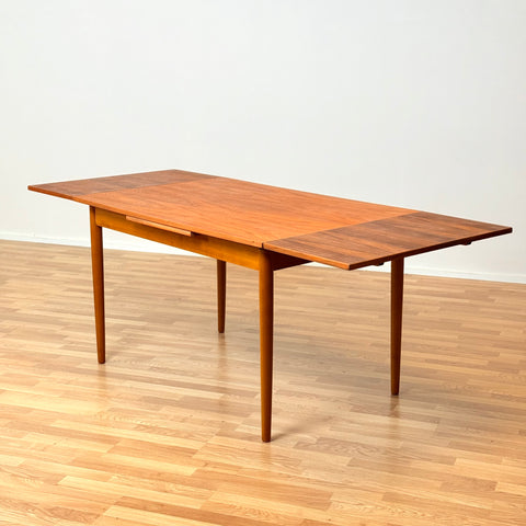 Danish rectangular dining table in teak & beech