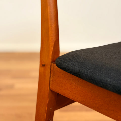 Danish set of 6 dining chairs in teak & beech by Findahl
