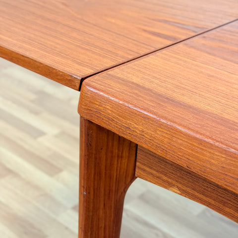 Danish dining table in teak by Vejle møbelfabrik
