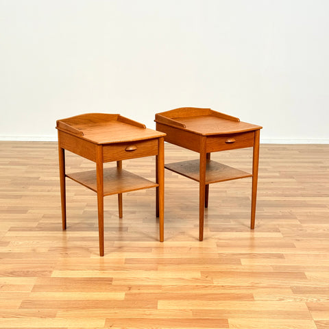 Swedish set of 2 bedside table in oak by AB Erik Andersson & Co., Rottne