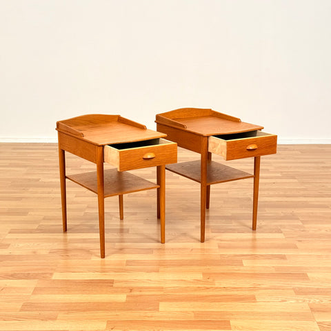 Swedish set of 2 bedside table in oak by AB Erik Andersson & Co., Rottne
