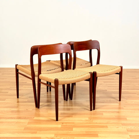 Danish set of 4 dining chairs 'model 75' by Niels O. Moller