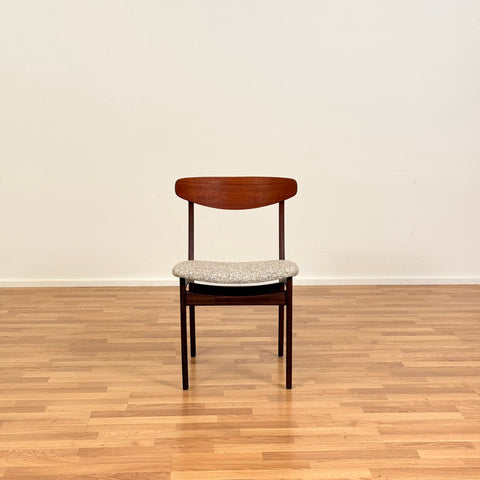 Set of 8 dining chairs in teak, 1950s-60s, Denmark