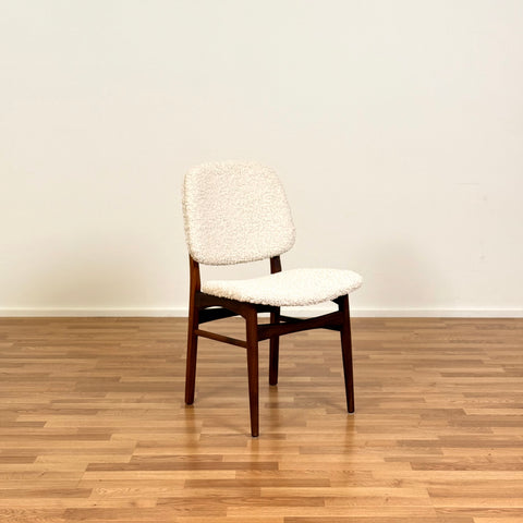 Danish set of 6 dining chairs in teak
