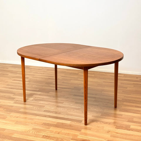Swedish oval dining table in teak