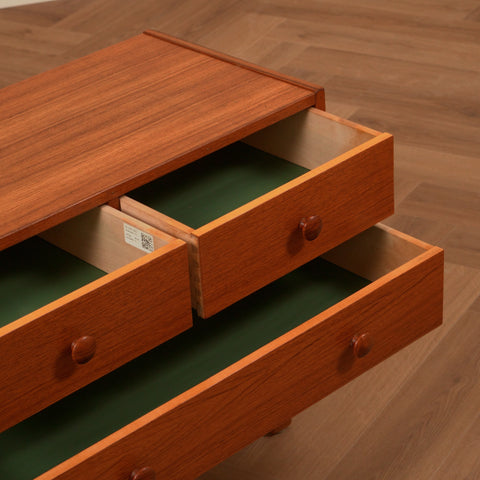 Danish chest of drawers in teak