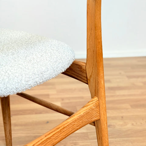 Swedish set of 4 dining chairs in oak