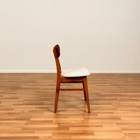 Danish set of 6 dining chairs in teak & beech