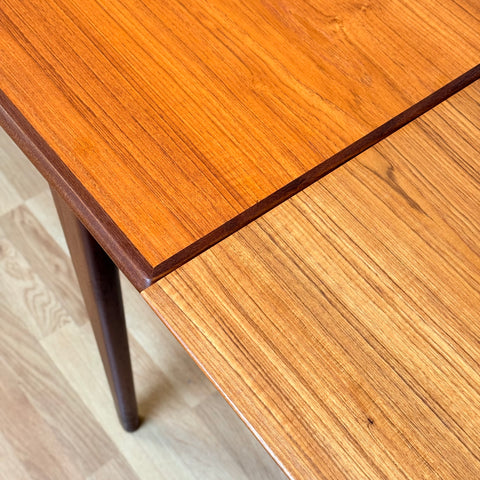 Dining table in teak, 1950s-60s, Denmark
