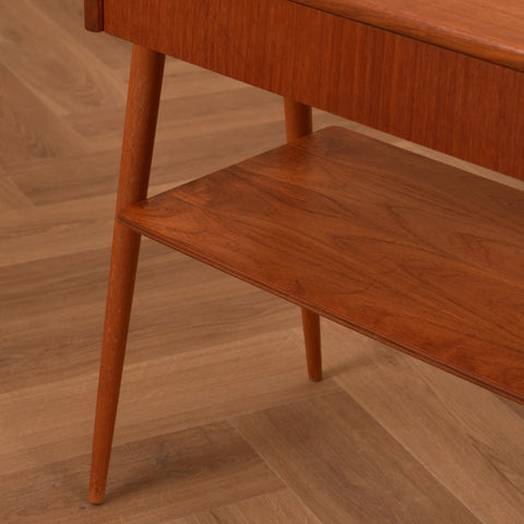 Swedish bedside table in teak by Carlström & Co Möbelfabrik
