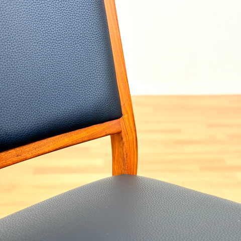Swedish dining chairs in walnut by Skaraborgs Möbelindustri AB
