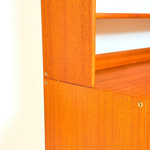 Swedish bookshelf in teak by B. Fridhagen for Bodafors