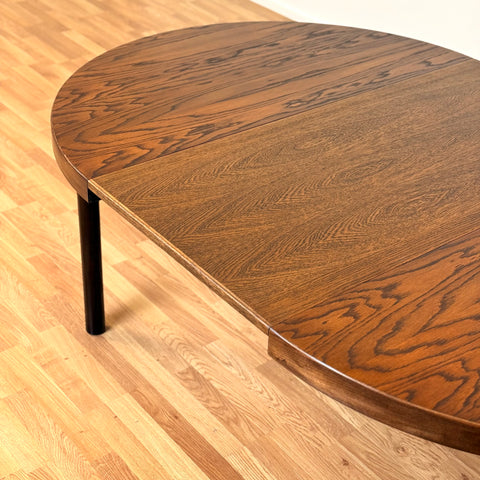Danish round dining table in oak