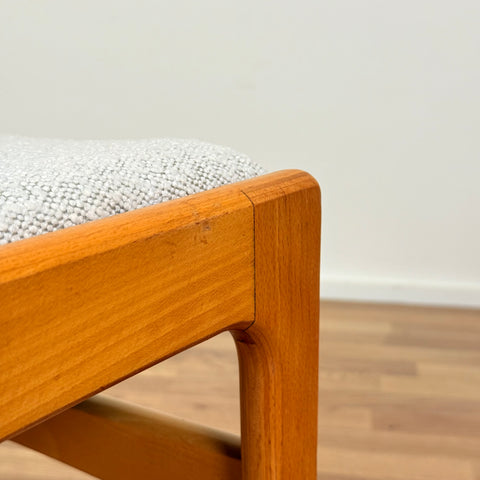 Danish set of 8 dining chairs in beech by Erik Buch