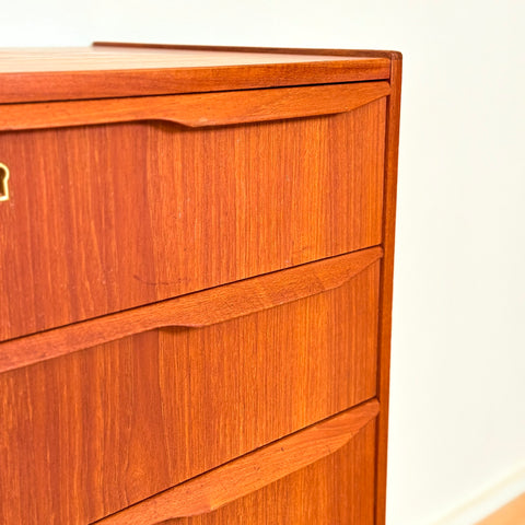 Danish chest of drawers in teak