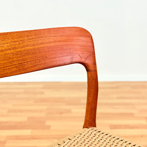 Danish set of 4 dining chairs 'model 75' by Niels O. Moller