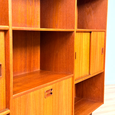 Large danish bookshelf in teak by Westergaards Møbelfabrik