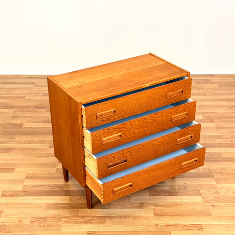 Chest of drawers in oak, Sweden