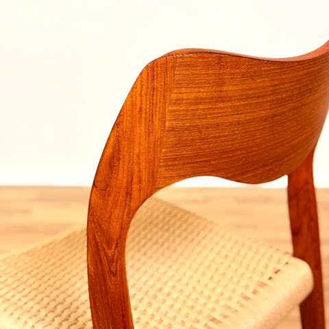 Reserverad Danish set of 4 dining chairs 'model 71' by Niels O. Moller