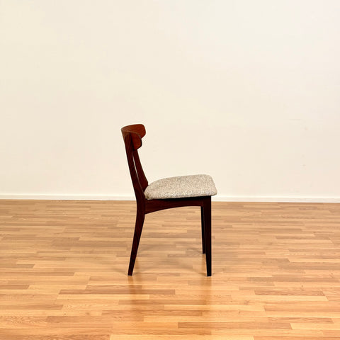 Set of 8 dining chairs in teak, 1950s-60s, Denmark