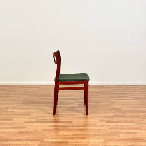 Set of 4 dining chairs in solid teak, 1950s-60s, Denmark