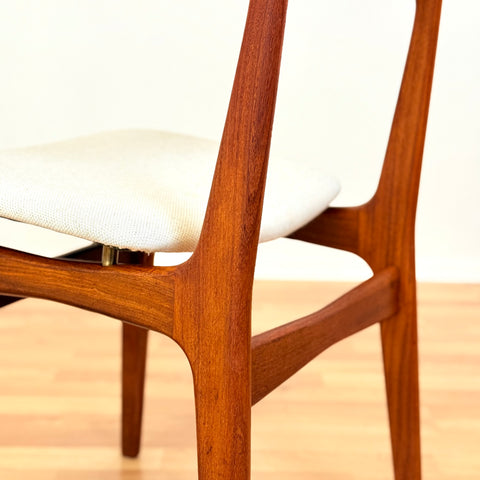 Danish set of 6 dining chairs in teak by Schiønning & Elgaard
