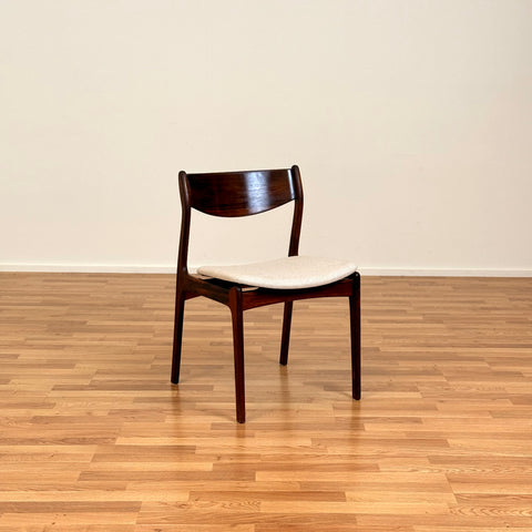 Danish set of 2 dining chairs in Santos rosewood by P. E. Jorgensen