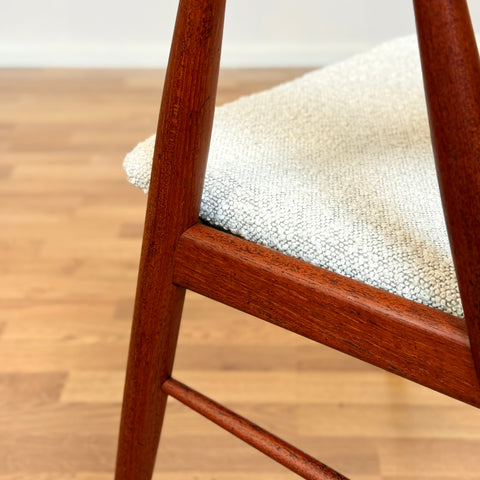 Set of 4 chairs in teak, by Ejner Larsen & Aksel Bender Madsen, 1950s-60s, Denmark