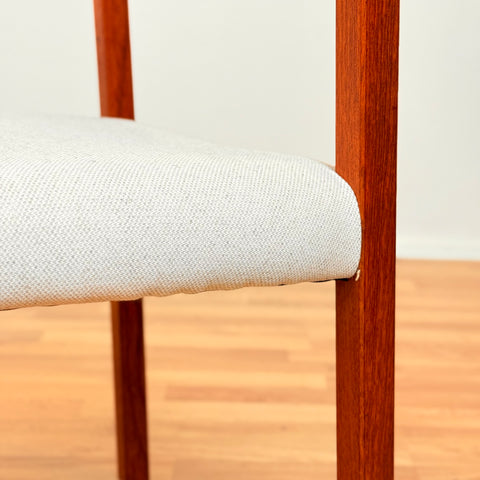Danish set of 8 dining chairs in teak by N.O. Møller, model 404