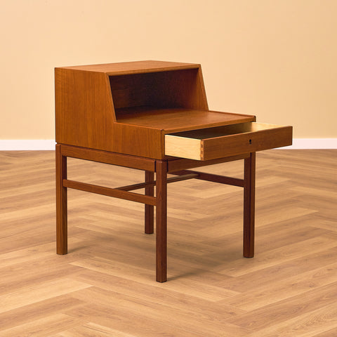 Swedish bedside tables in teak by Gunnar Myrstrand & Sven Engström, model 'Casino'