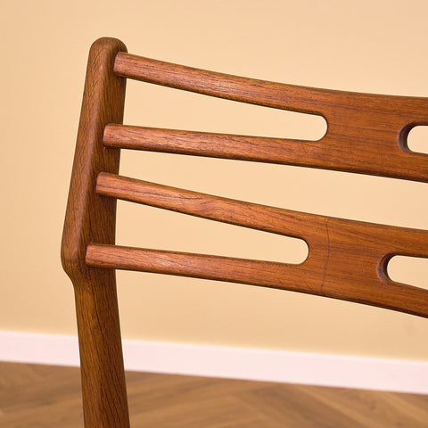 Danish dining chairs in teak and oak by Johannes Andersen for UIdum Møbelfabrik