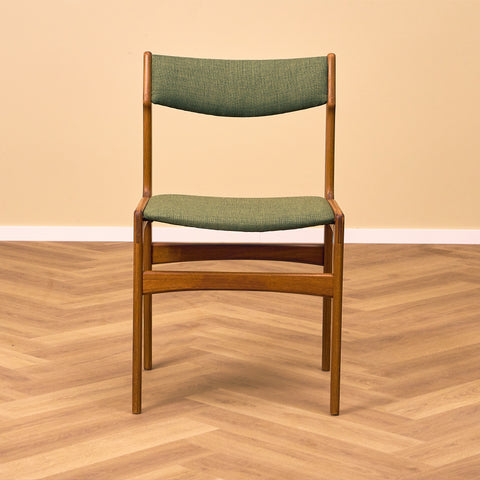 Danish set of 6 dining chairs by Erik Buch for Nova Stolefabrik