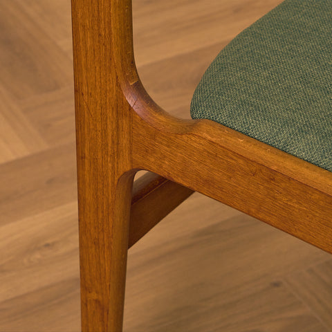 Danish set of 6 dining chairs by Erik Buch for Nova Stolefabrik