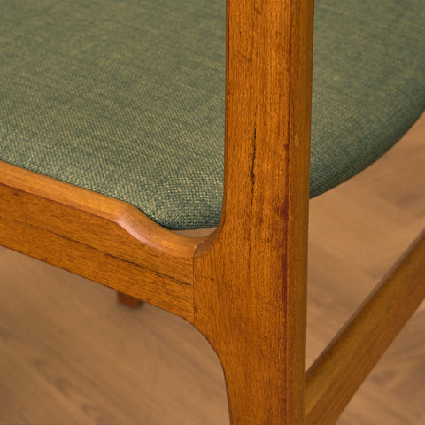 Danish set of 6 dining chairs by Erik Buch for Nova Stolefabrik