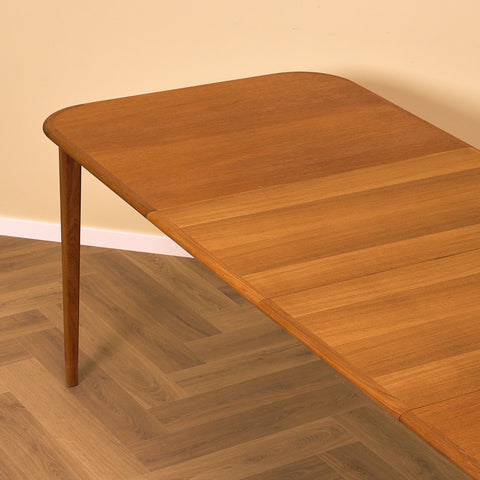 Danish rectangular dining table in teak