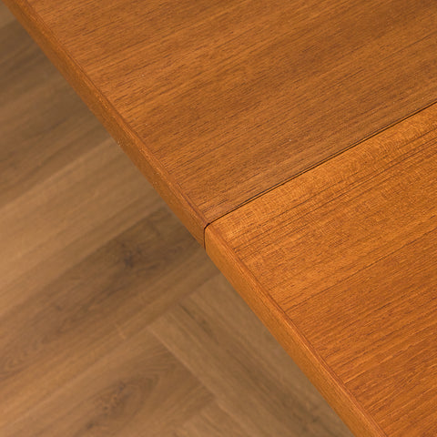 Swedish oval dining table in teak by Troeds, Bjärnum