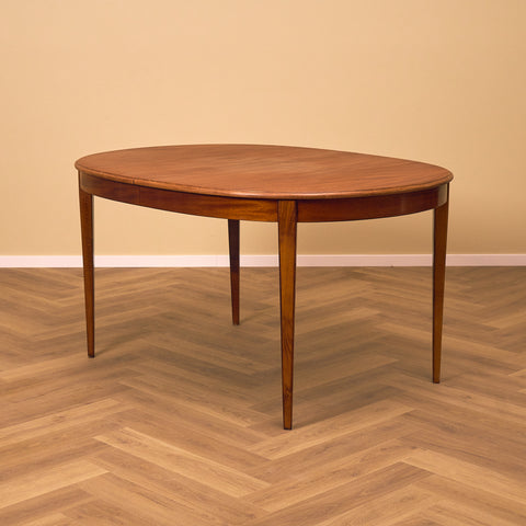 Swedish oval dining table in mahogany