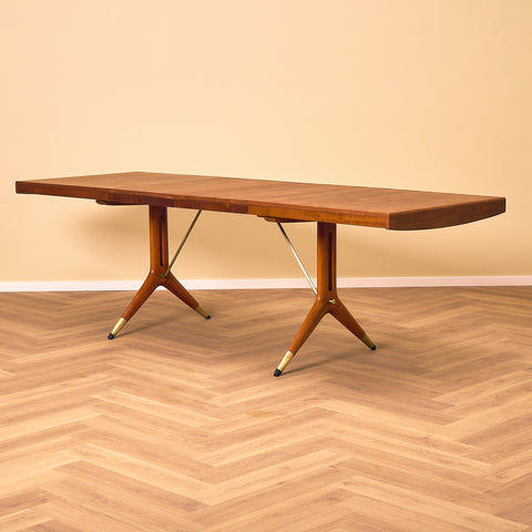 Swedish dining table in mahogany by David Rosén for Nordiska Kompaniet, model 'Napoli'