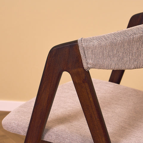 Danish set of 4 dining chairs in walnut by Sax Møbler
