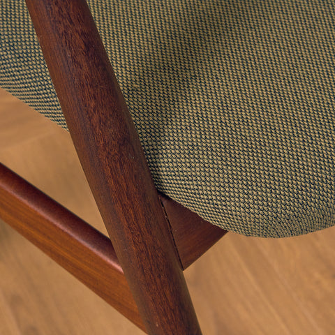 Danish set of 6 dining chairs 'model 205' by Thomas Harlev for Farstrup