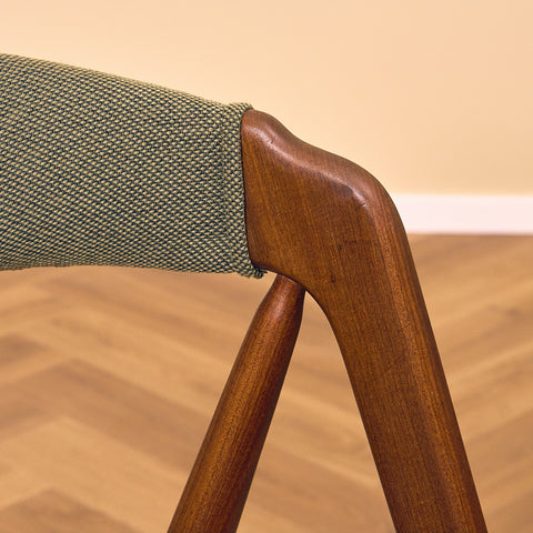 Danish set of 6 dining chairs 'model 205' by Thomas Harlev for Farstrup