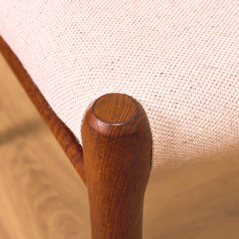 Danish set of 4 dining chairs 'model 75' by Niels O. Moller