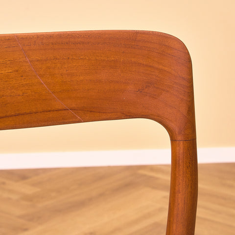 Danish set of 4 dining chairs 'model 75' by Niels O. Moller