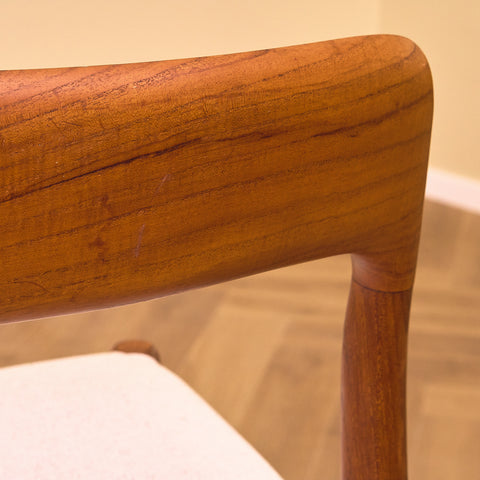 Danish set of 4 dining chairs 'model 75' by Niels O. Moller