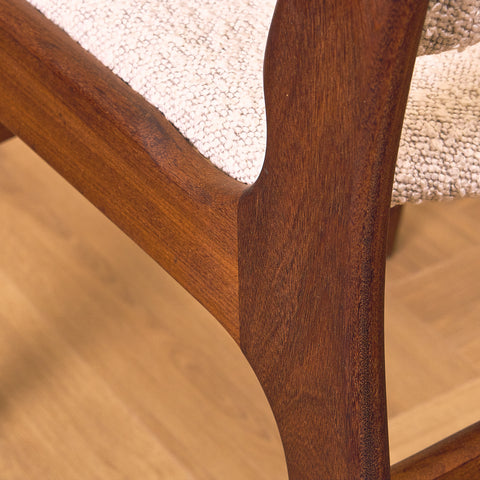 Danish dining chairs in walnut by Erik Buch for Anderstrup Møbelfabrik, model 89