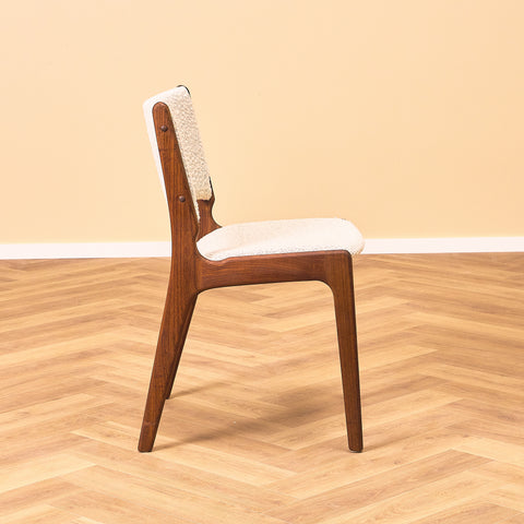 Danish dining chairs in walnut by Erik Buch for Anderstrup Møbelfabrik, model 89