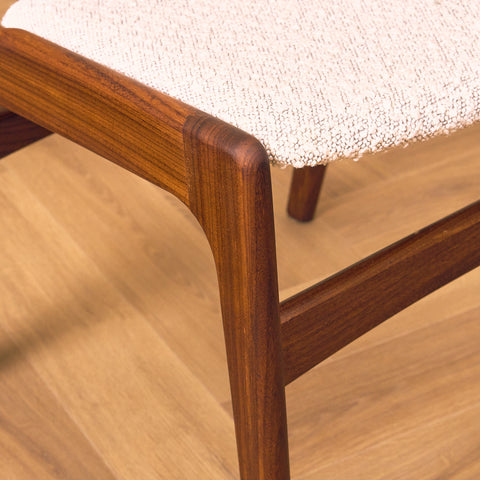 Danish dining chairs in walnut by Erik Buch for Anderstrup Møbelfabrik, model 89